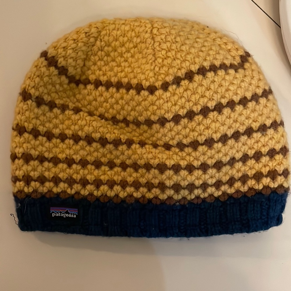 Patagonia fleece lined beanie